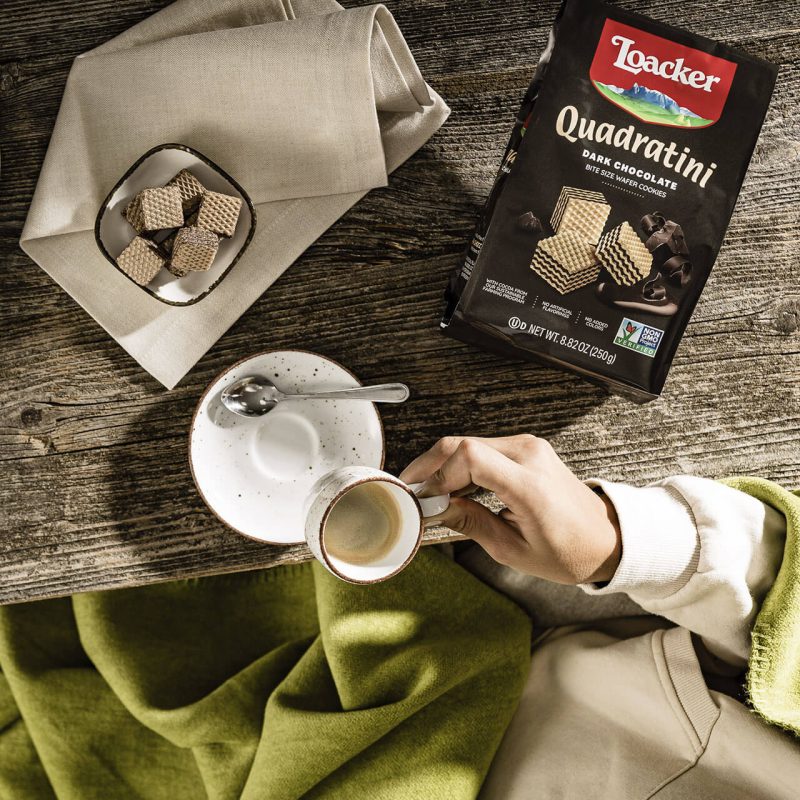 Loacker Quadratini Dark Chocolate Creme-filled Wafer Cookies 250g