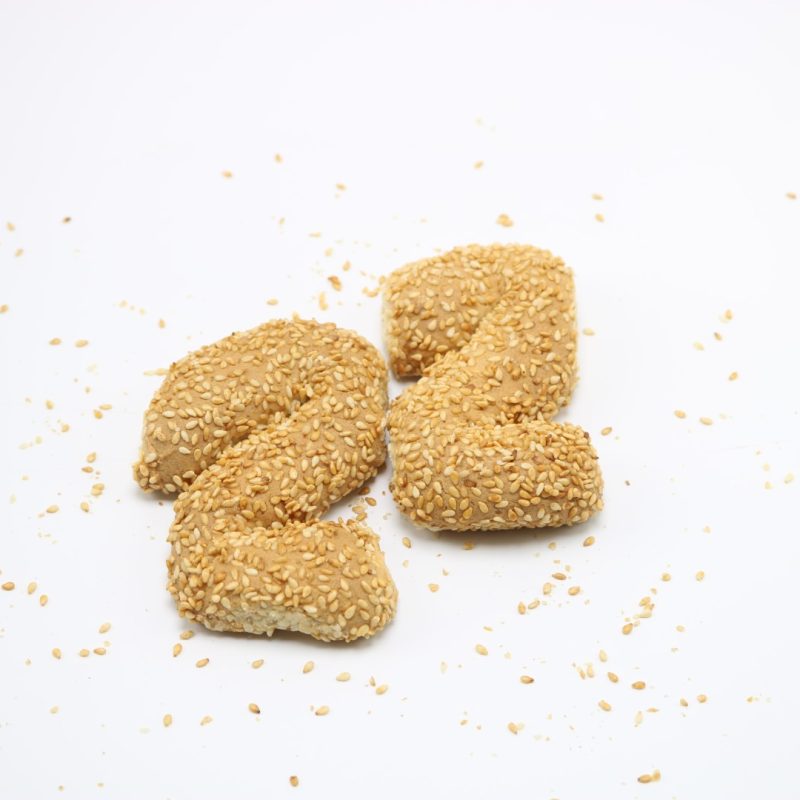 hassoon-bakery-s-shape-sesame-cookies