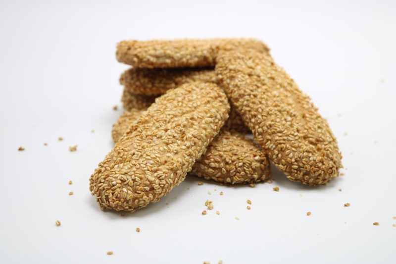 hassoon-bakery-sesame-cookies